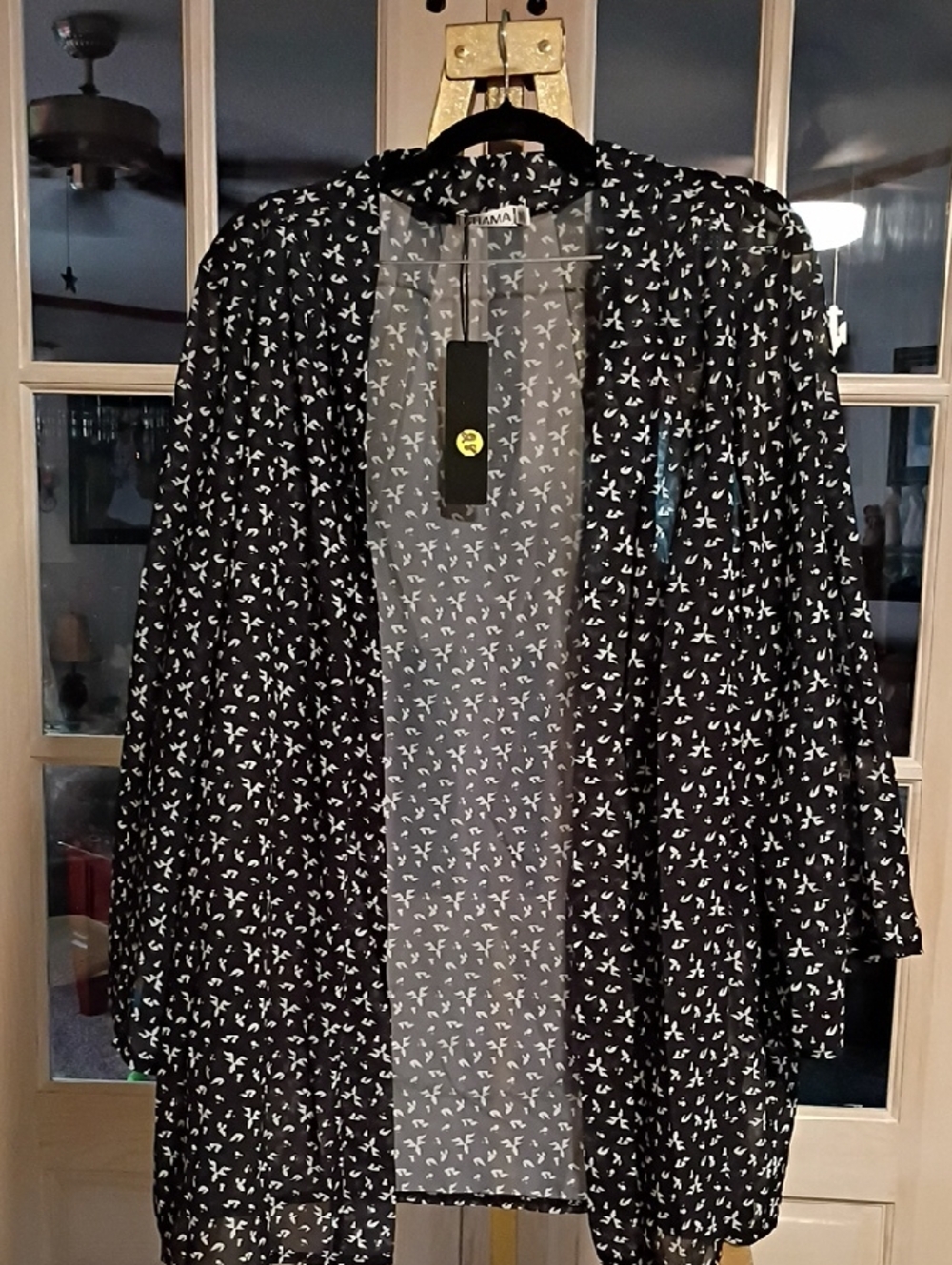 Black Floral-Print Lightweight Kimono Cape